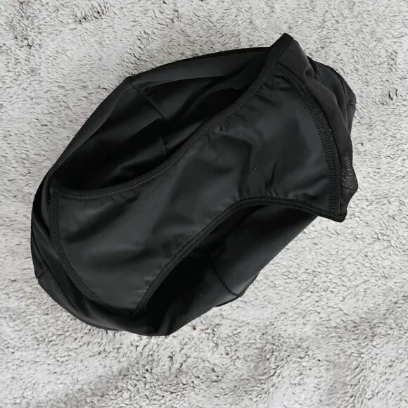 Knix High Rise Shortie - Picture 4 of 6